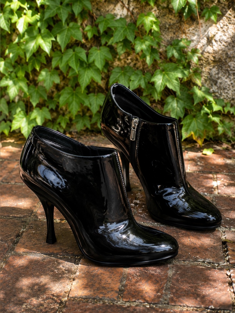 MIU MIU Minimalist Quiet Luxury Italian Patent Leather Ankle Boots, 37.5/7.5